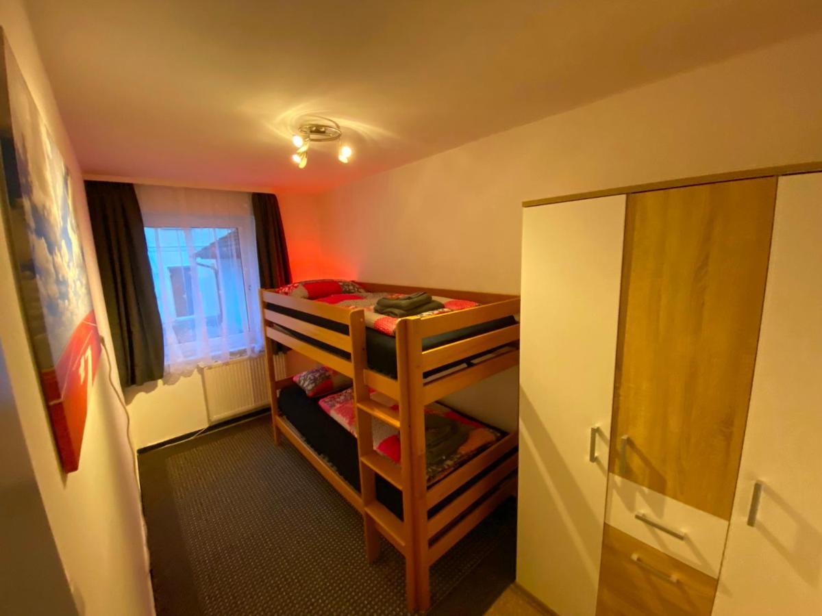 Ferienwohnung Цусмарсгаузен Екстер'єр фото