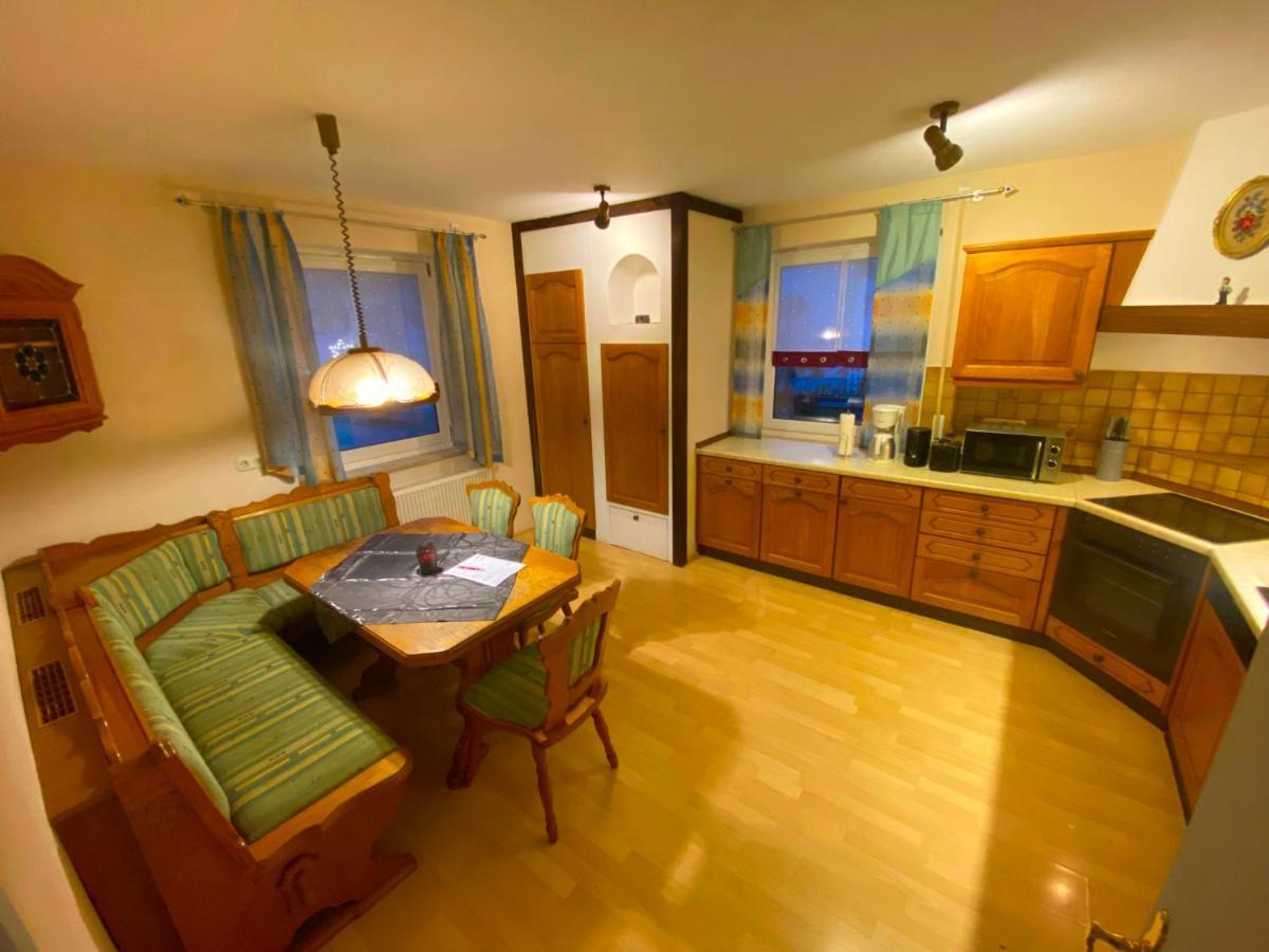 Ferienwohnung Цусмарсгаузен Екстер'єр фото